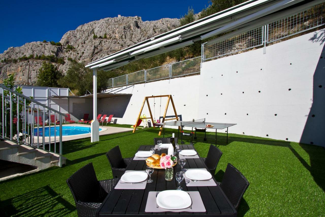 Villa Omis Michy - Family House For Big And Small Groups Ngoại thất bức ảnh