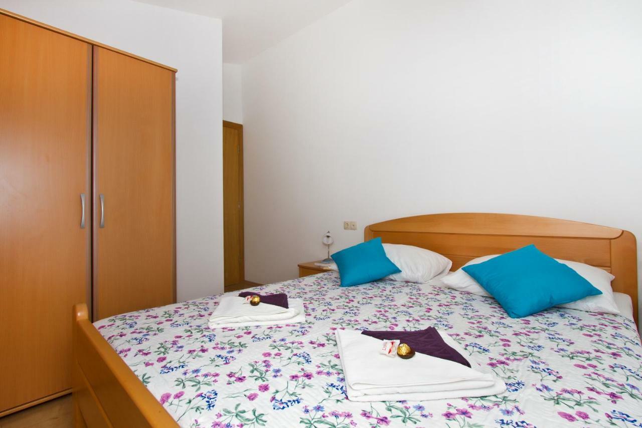 Villa Omis Michy - Family House For Big And Small Groups Ngoại thất bức ảnh