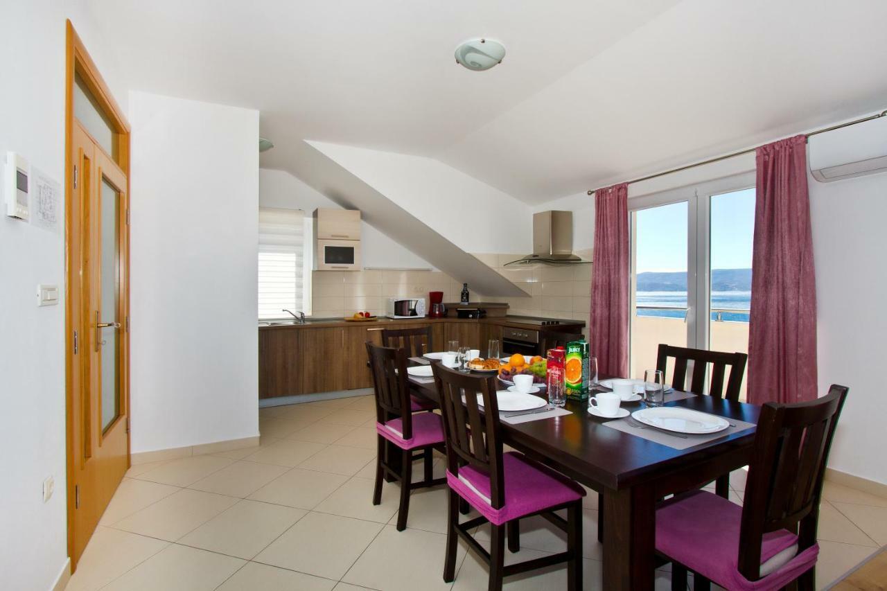 Villa Omis Michy - Family House For Big And Small Groups Ngoại thất bức ảnh