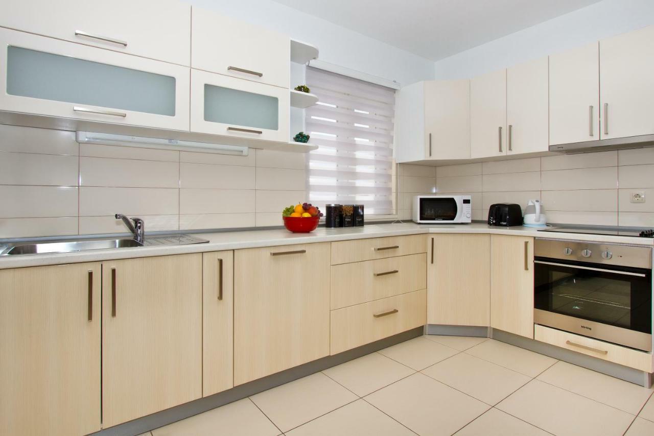 Villa Omis Michy - Family House For Big And Small Groups Ngoại thất bức ảnh