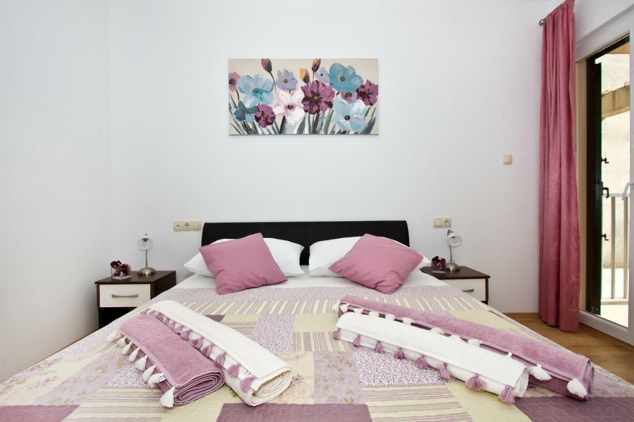 Villa Omis Michy - Family House For Big And Small Groups Ngoại thất bức ảnh