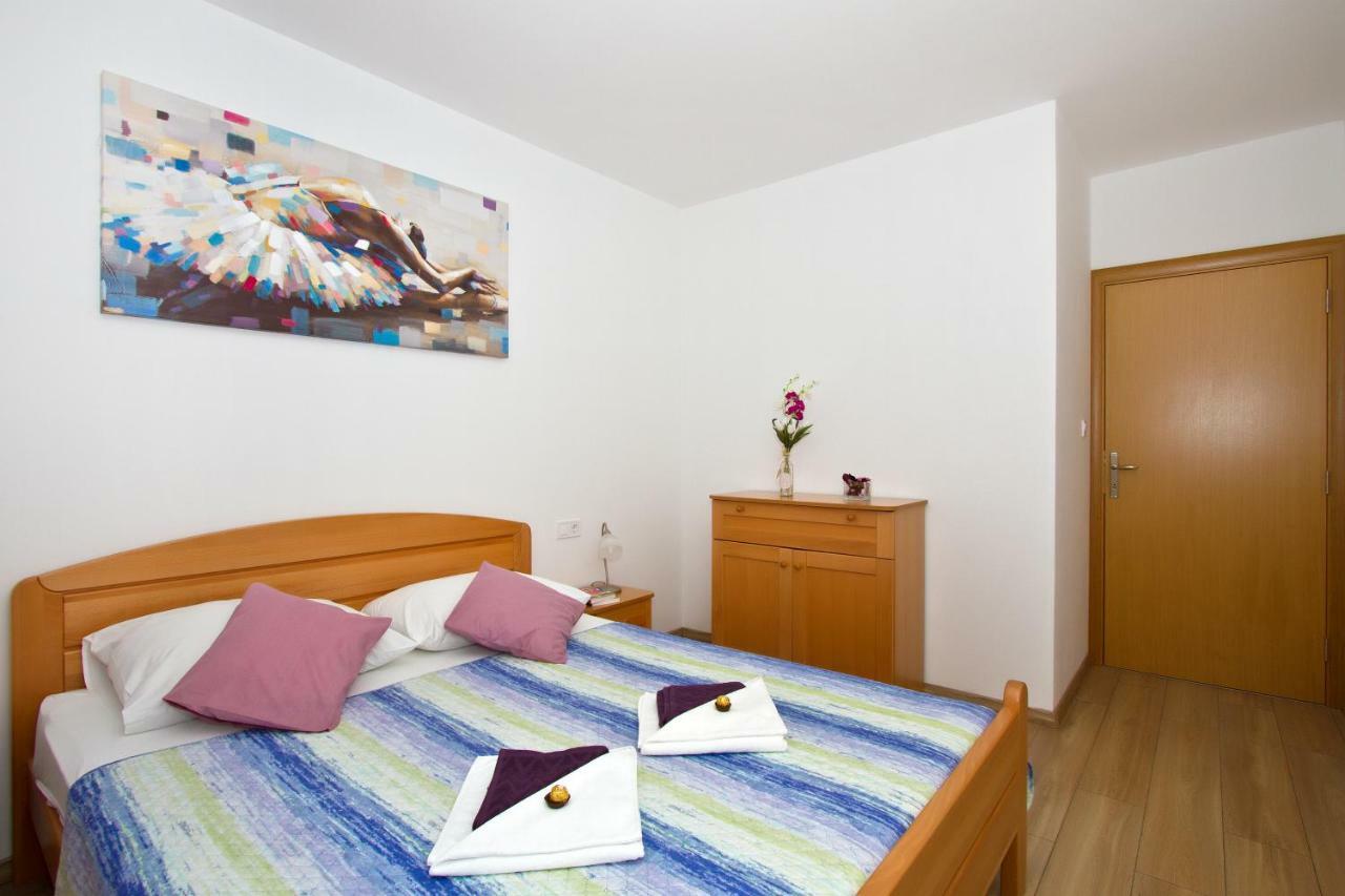 Villa Omis Michy - Family House For Big And Small Groups Ngoại thất bức ảnh